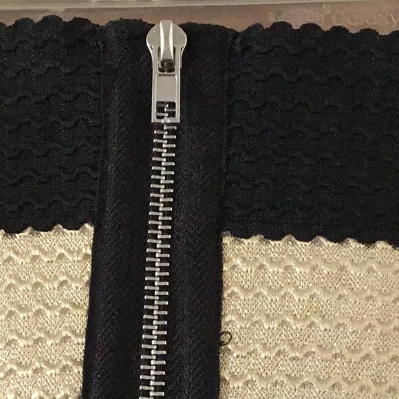 Flirty, fun, mini dress. Like new! - Picture 7 of 11